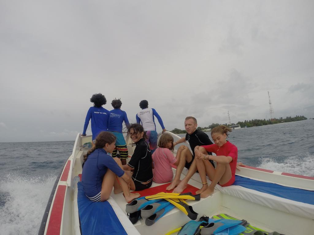 Rasdhoo Coralville Екстериор снимка
