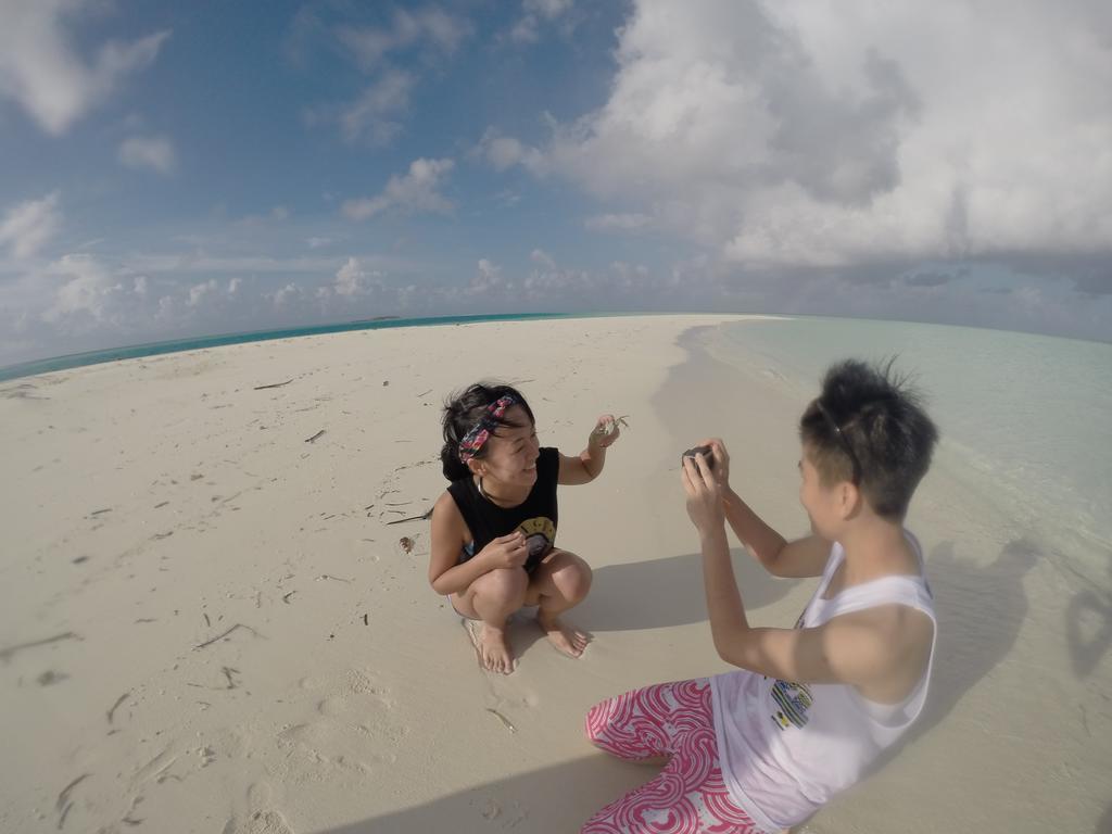Rasdhoo Coralville Екстериор снимка