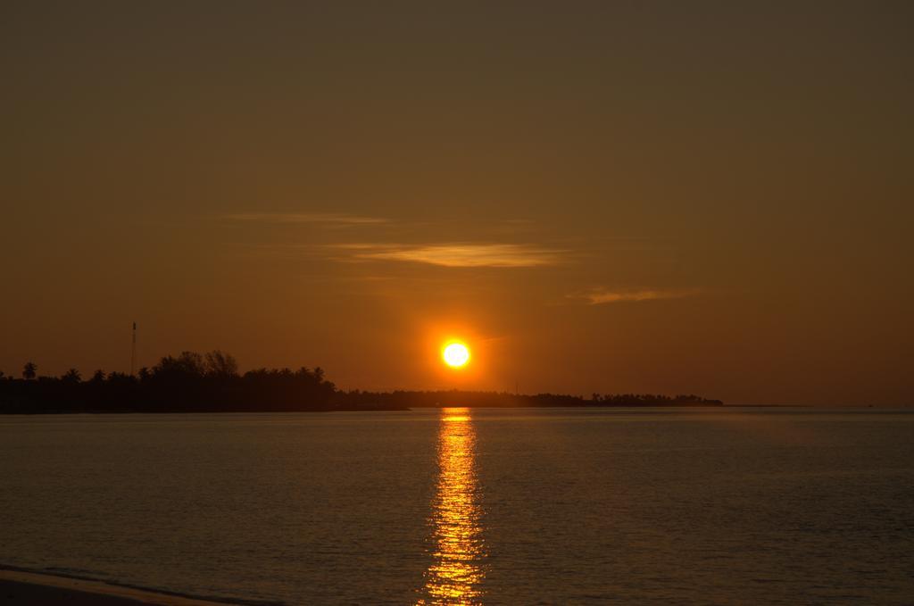 Rasdhoo Coralville Екстериор снимка