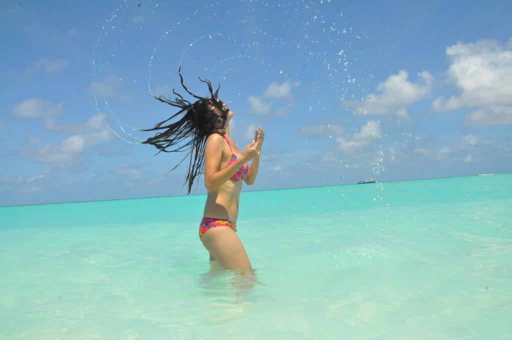 Rasdhoo Coralville Екстериор снимка
